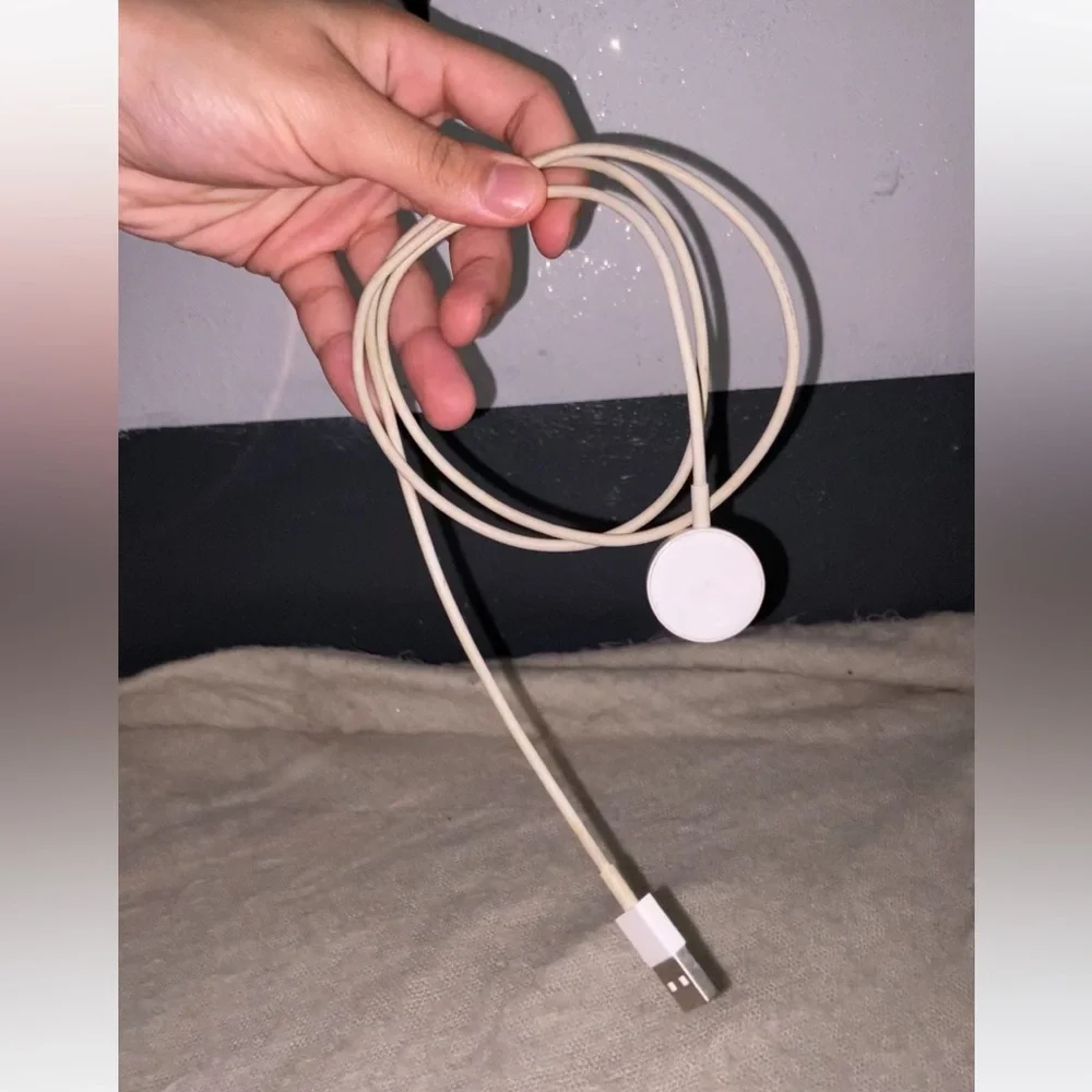 Apple watch charger (1M)